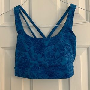Lululemon sports bra